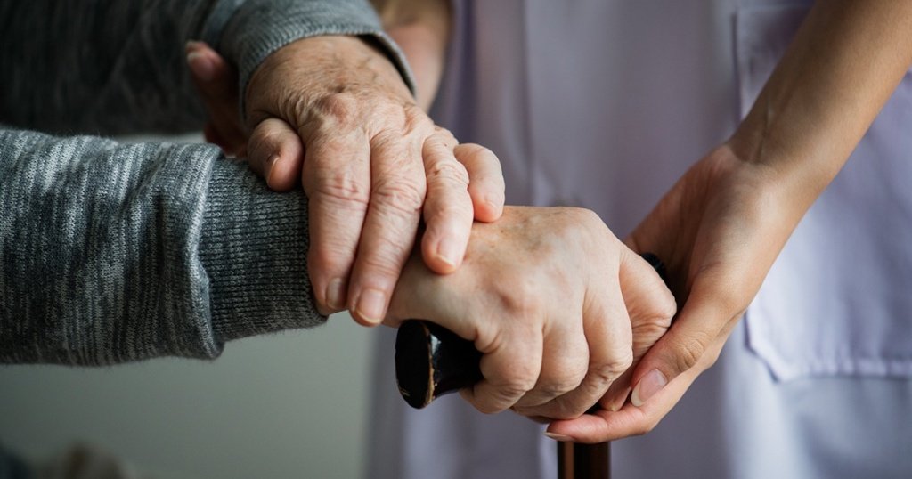 STF suspende bônus de 25% para aposentados que precisam de cuidadores